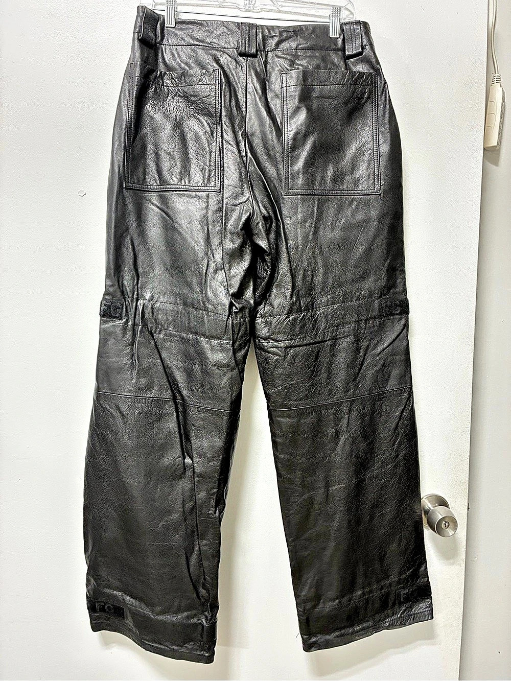 Marithé François Girbaud Black Leather Cargo Pants Y2K Baggy Size 30 - Picture 11 of 15